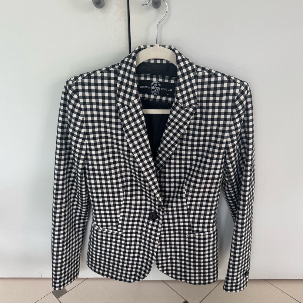 Black and White Checkered Blazer with Notched Lapels